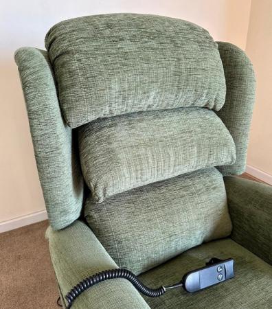 Image 3 of REPOSE LUXURY ELECTRIC RISER RECLINER GREEN CHAIR ~ DELIVERY