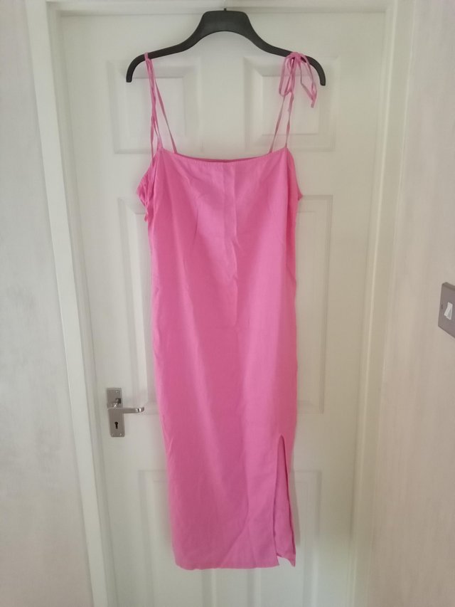 Preview of the first image of (759) New Look pink dress, size 18, new!.