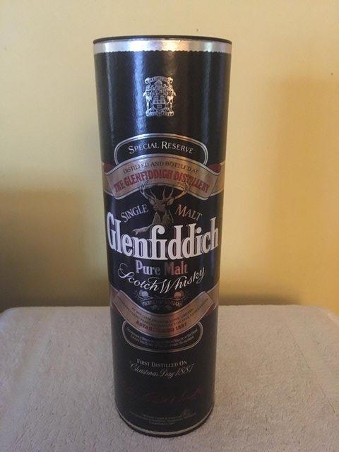 Preview of the first image of Glenfiddich &Hine Cognac Presentation Tubes.