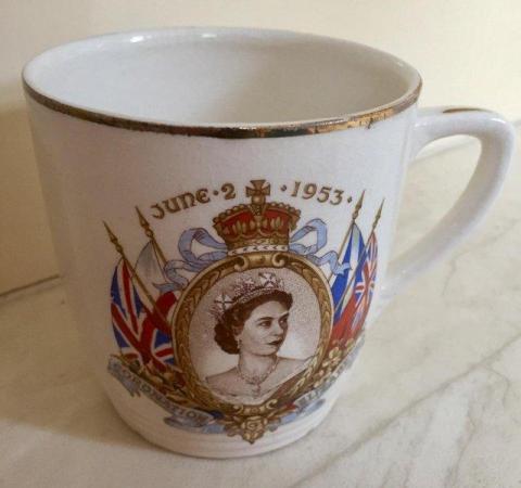 Image 2 of Various Royal milestones collectable china