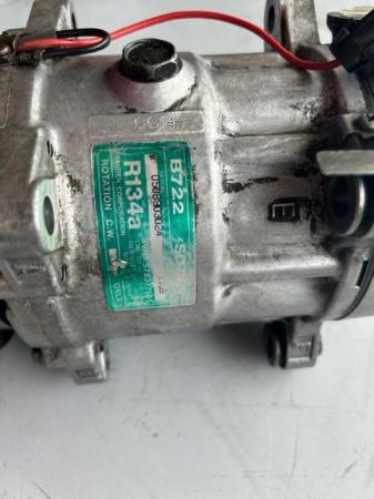 Image 3 of Air condition compressor for Maserati 3200 GT