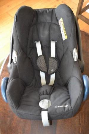 Image 4 of Maxi Cosi made in Netherlands baby car seat with hood 0-13kg