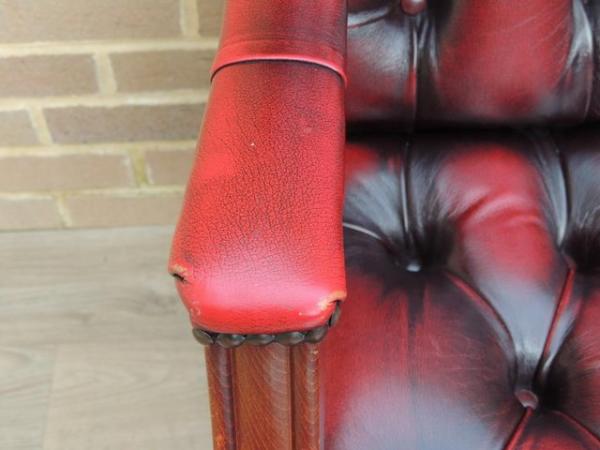 Image 11 of Winchester Gainsborough Chair (UK Delivery)