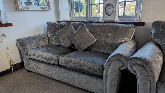 Image 3 of Alston's 3 seater sofa - excellent condition hardly used