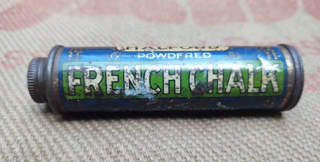 Image 2 of Early Vintage Halford Powder French Chalk Tin