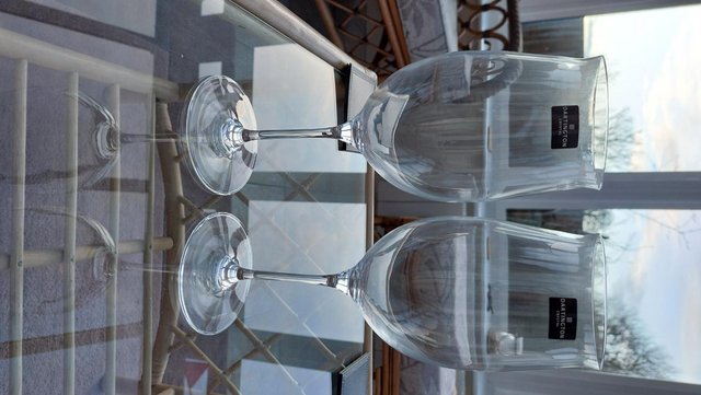 Image 2 of Dartington Crystal Decanter & Wine Glasses