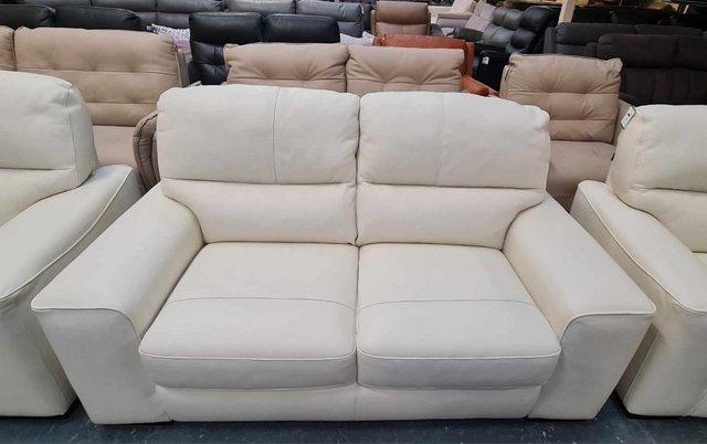 Image 2 of Selva cream leather 3+2 seater sofas and armchair