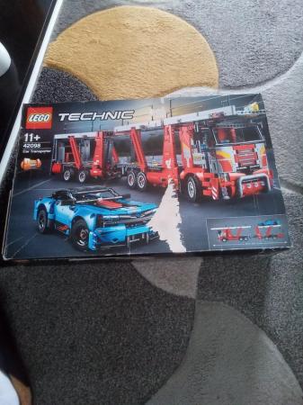 Image 3 of Lego Technic 42098 car transporter