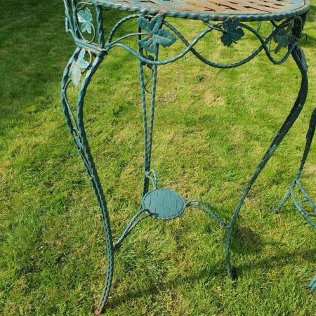 Image 4 of Stunning vintage wrought iron garden furniture