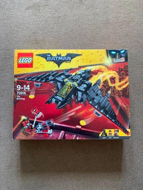 Preview of the first image of LEGO The Batman Movie - The Batwing.