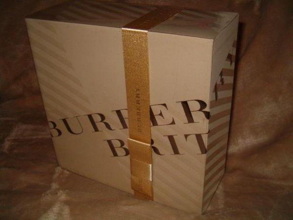 Image 3 of Genuine Burberry BRIT Sheer,Luxury Gift, EDT+natural spray