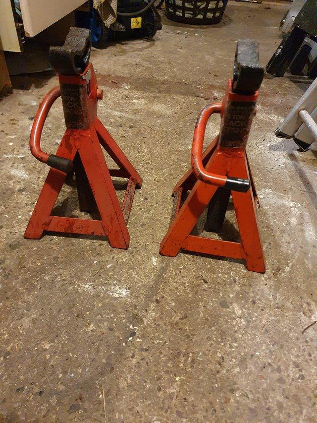 Preview of the first image of axle stands 4 ton ( 2 ton each stand).
