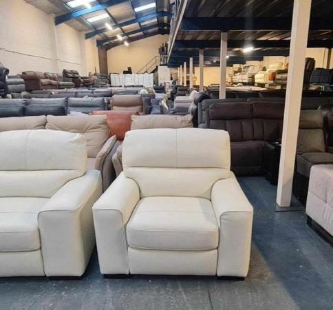 Image 3 of Selva cream leather 3+2 seater sofas and armchair