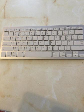 Image 3 of Mini Bluetooth Wireless Keyboard with Novelty wireless Mouse