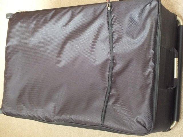 Preview of the first image of Super Extra Lightweight Suitcase.