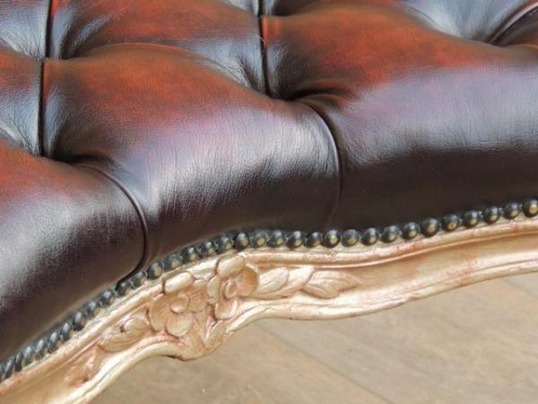 Image 12 of Luxury Unique Chesterfield Footstoool (UK Delivery)