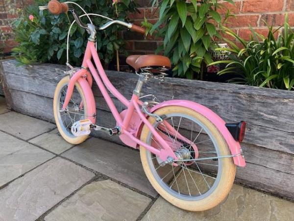 Image 2 of Bobbin - Gingersnap bike suitable for ages 4 to 6