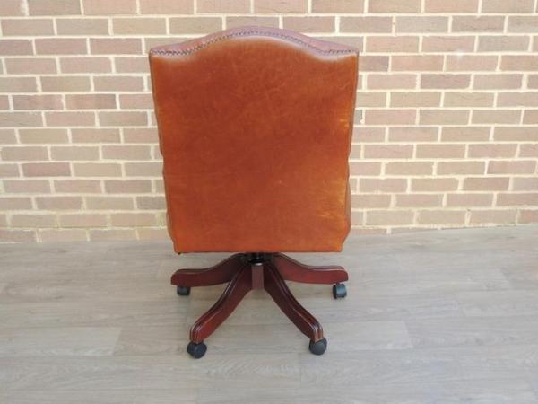 Image 8 of Chesterfield Tan Gainsborough Chair (UK Delivery)