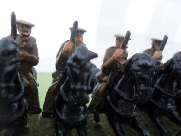Image 22 of 156 figures First World War British soldiers 40mm Metal.