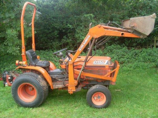 Image 1 of Kubota B1750 compact tractor with power loader