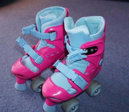 Image 2 of Quade skates .................