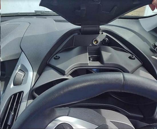 Image 20 of Ford Tourneo Connect Titanium Automatic 5 door MPV.