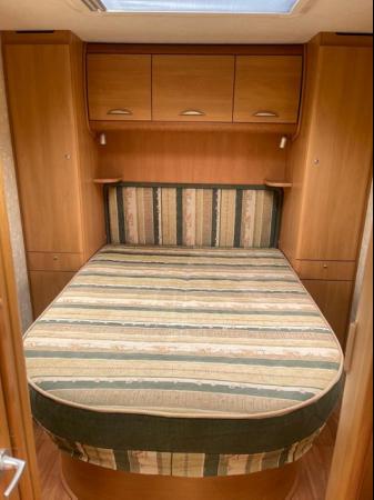 Image 3 of Swift Conqueror 645 Lux - 2004 - 4 berth caravan
