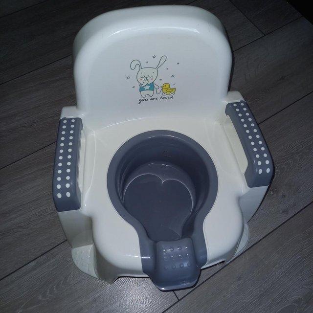 Preview of the first image of Baby Potty Training Toilet Seat Trainer Toddler Children Pot.