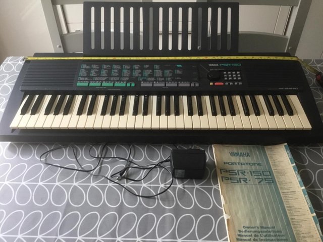 Preview of the first image of Yamaha PSR150 Keyboard used.