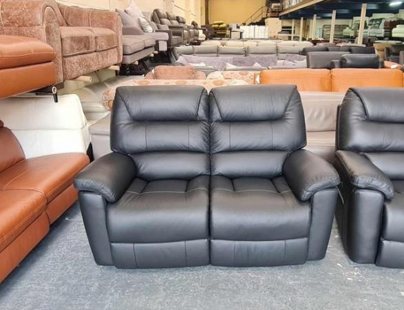 Image 5 of La-z-boy Staten black leather electric 3+2 seater sofas