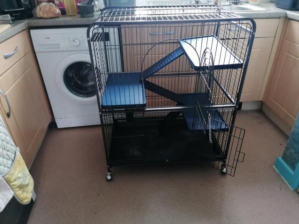 Image 1 of Large indoor cage ideal for small animals