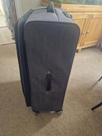 Image 3 of 2 x IT luggage suitcases