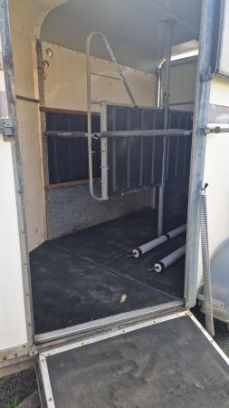 Image 3 of Bateson Deauville Horse Trailer