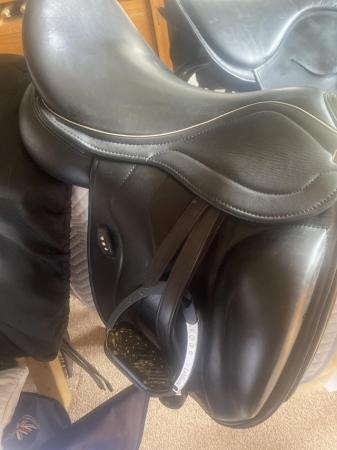 Image 2 of Immaculate Ava Dressage Saddle Wide fit