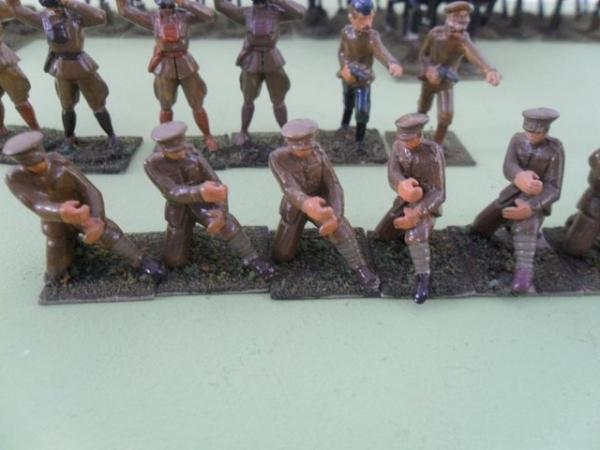 Image 16 of 156 figures First World War British soldiers 40mm Metal.