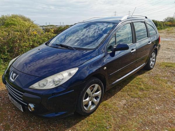 Image 11 of Peugeot 307 SW 2.0 HDI 7 Seater , Estate, 2008