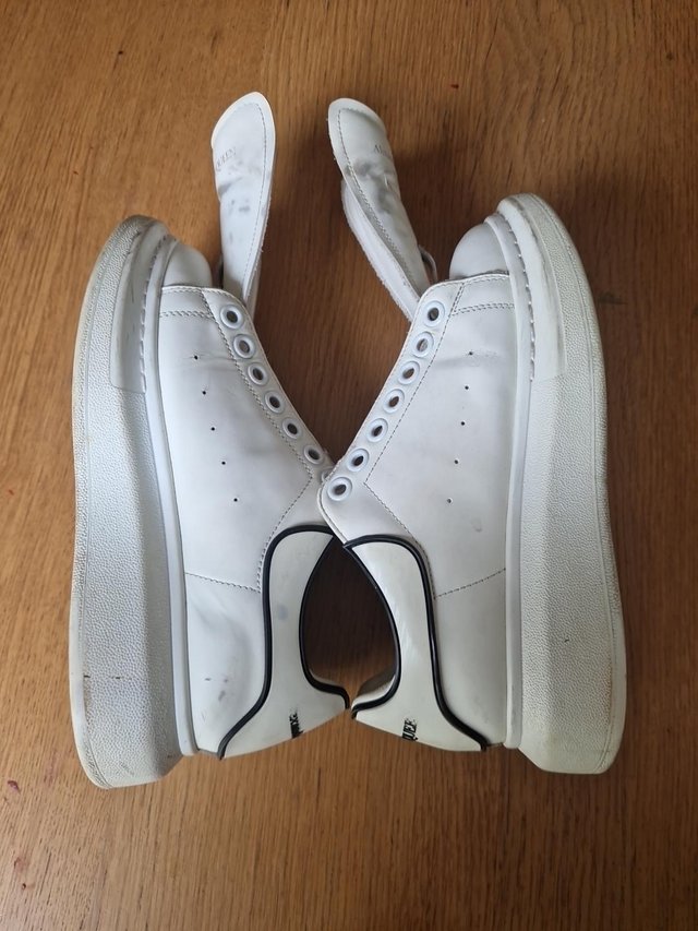 Preview of the first image of Alexander mcqueen trainers.