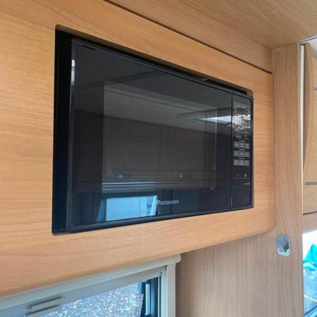 Image 11 of Compass Omega 574, 2014 4 Berth Caravn *Single Beds*