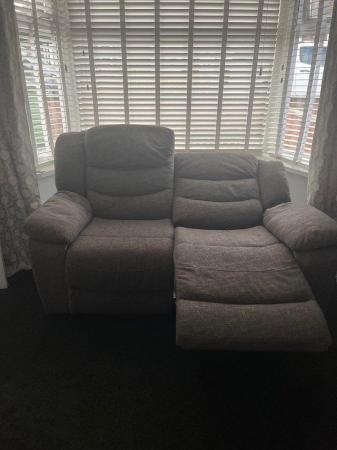 Image 2 of oakland furniture 2 and 3 seater recliner