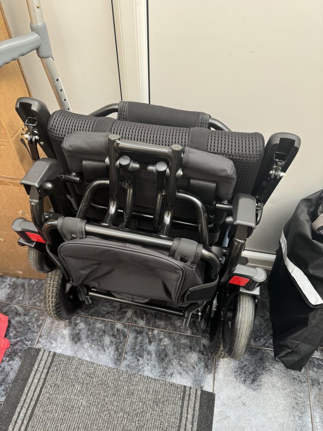 Preview of the first image of Folding Lightweight Electric Wheelchair **Open to offers**.