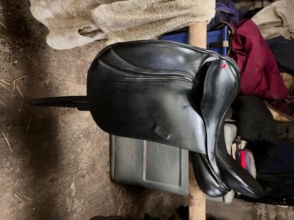 Image 3 of Albion K2 Adjustable Dressage Saddle