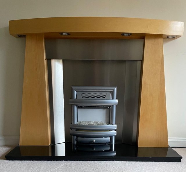 Preview of the first image of Stylish modern Electric fireplace- reduced price.
