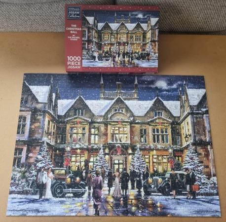 Image 1 of 1000 piece jigsaw called THE CHRISTMAS BALLby W.H.SMITH.