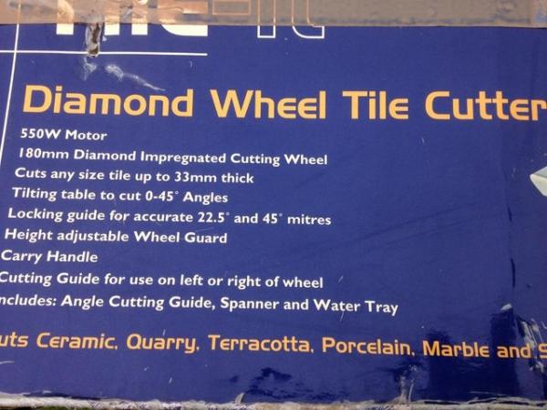 Image 1 of Diamond wheel tile cutter. WTC180B.as new.