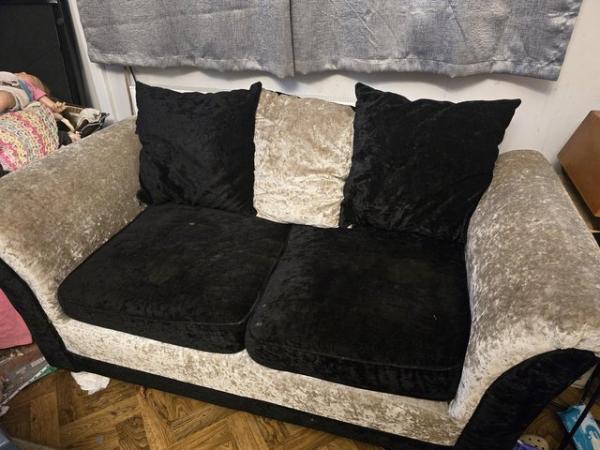Image 2 of Gorgeous crushed velvet 3 + 2 sofas !