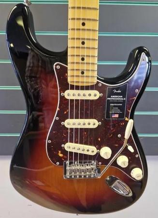 Image 3 of Fender American Pro2 Stratocaster 2021 as new