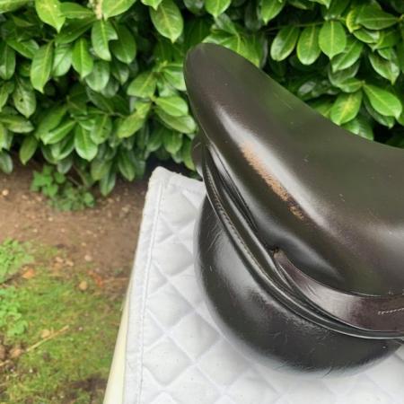 Image 15 of Kent and Masters 17.5 inch GP saddle