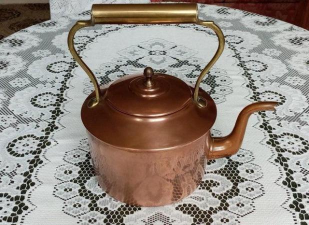 Image 2 of Copper kettle with brass handle