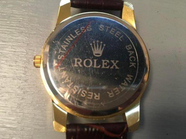 Image 1 of Gents Ladies fashion watch never worn