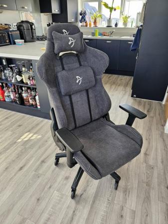 Image 1 of Arozzi Gaming Chair - from Currys